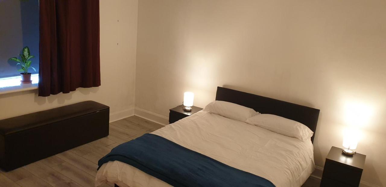 Apartamento The One Kilmarnock Exterior foto